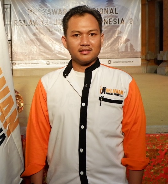 img-user